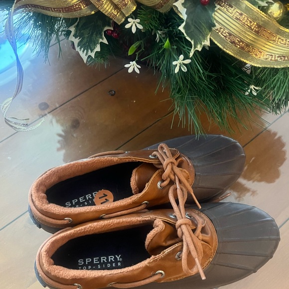 Sperry size 11 shoes women - Picture 2 of 4
